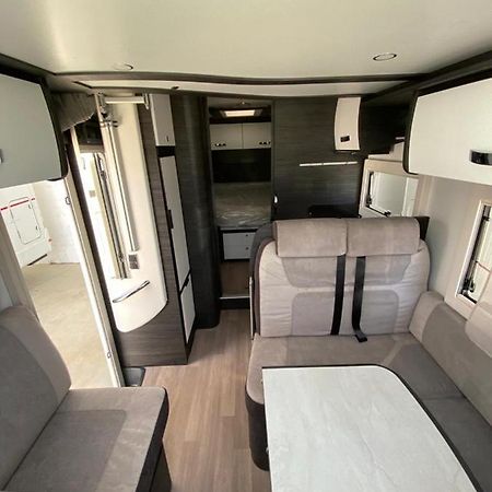 Magnifica Autocaravana Adria Matrix Axess 670Sl Granada Eksteriør billede