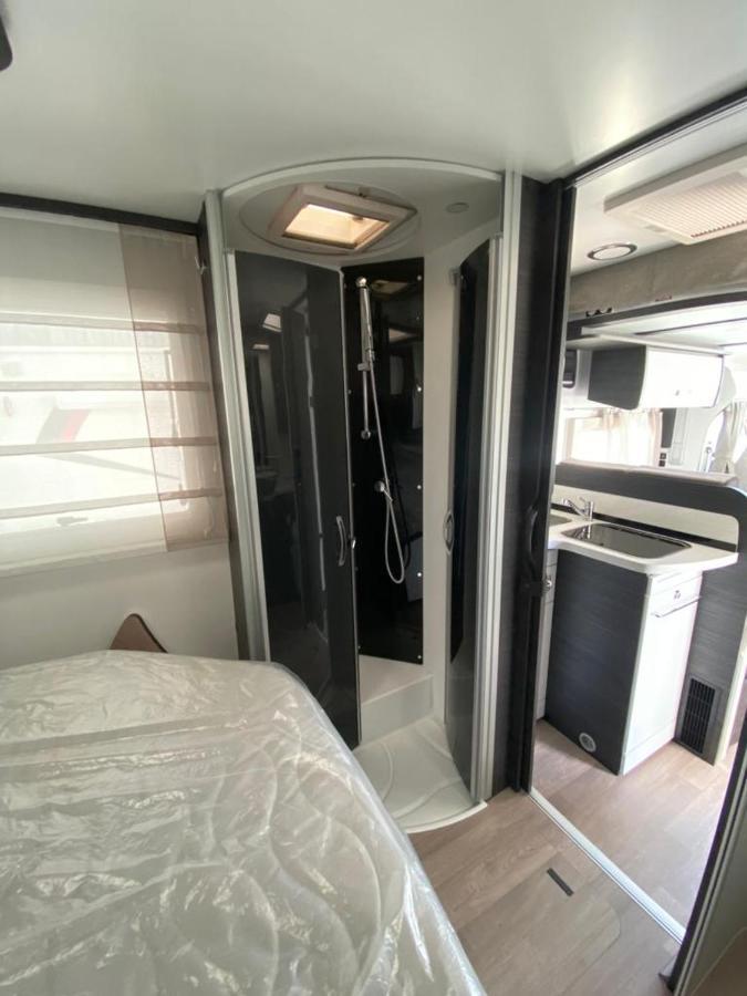 Magnifica Autocaravana Adria Matrix Axess 670Sl Granada Eksteriør billede
