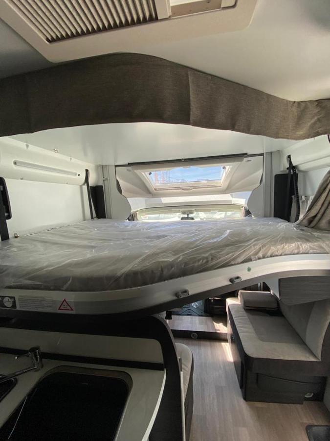 Magnifica Autocaravana Adria Matrix Axess 670Sl Granada Eksteriør billede